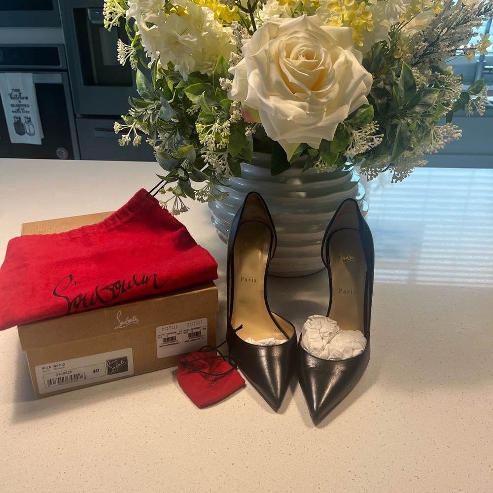 Christian Louboutin Ariza Black Leather Heels